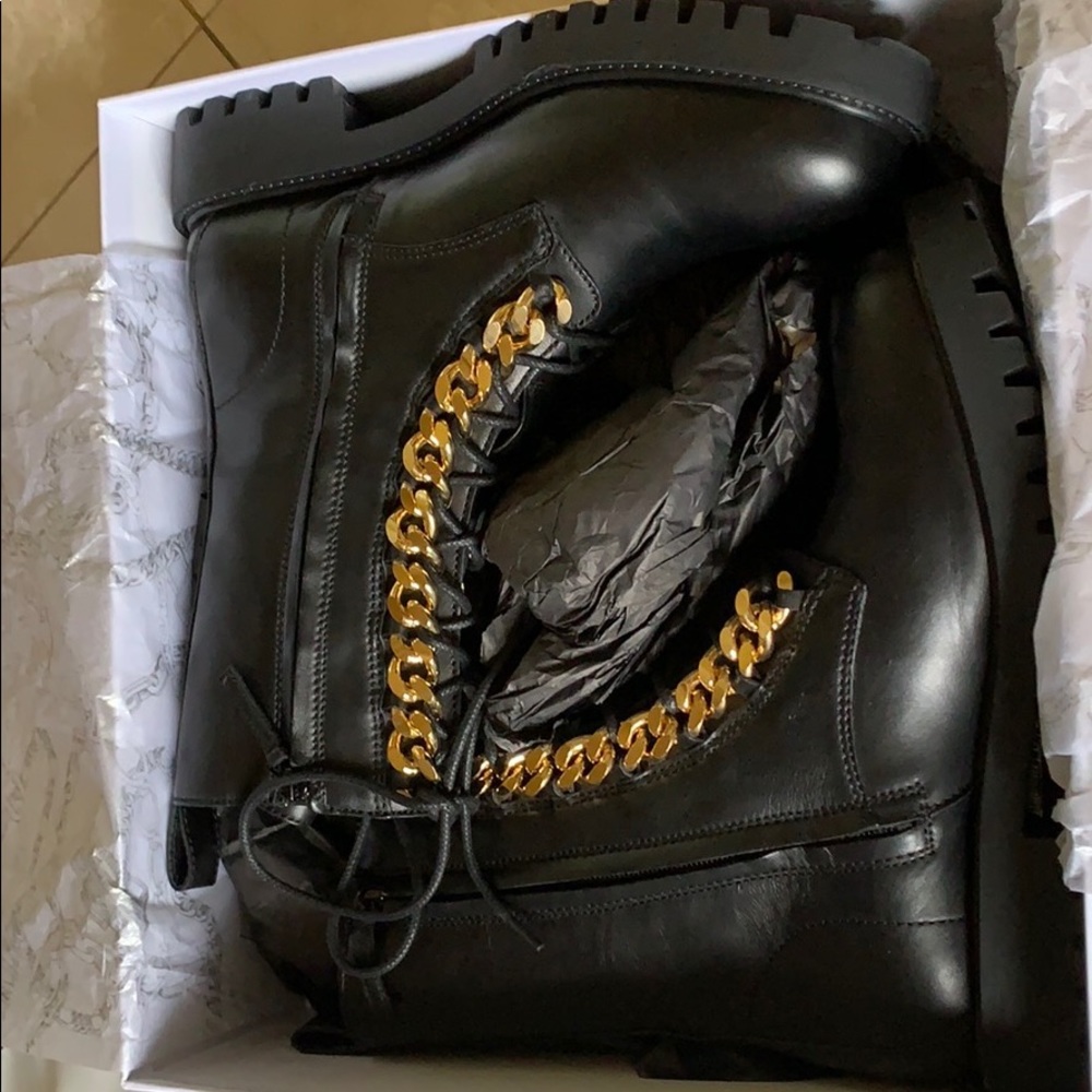 MOSCHINO X H&M Leather Boots - Picture 3 of 4